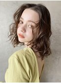 ウェットなウェーブヘア_外ハネボブセクションカラー_9027