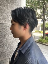 e.m.a プレミアムビューティーサロン 栄駅店(e.m.a PREMIUM BEAUTY SALON)&nbsp;爽やかセンターパートスタイル