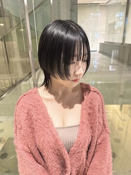 ヲタク(wotaku.) ダークグレージュダークシルバー中性ウルフカット透明感カラー