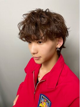 アドール(ADOR) [MIHO*ADOR] メンズカット / スパイラル / マッシュウルフ