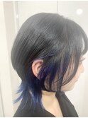 ウルフカット × インナーカラーブルー