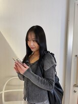 アム(amu)&nbsp;黒髪/レイヤーロング/韓国風ヘア/暗髪/透明感カラー