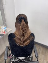 ハイル(KHAIR)&nbsp;ハーフアップ／ヘアアレンジ