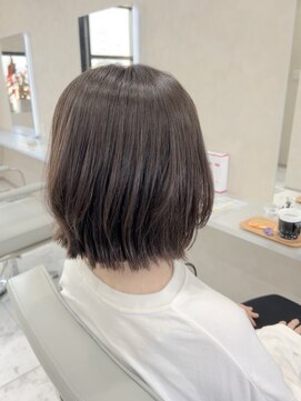 キング(K!ng) 縮毛矯正髪質改善ハイライトレイヤーカット楠葉美容室エクステ