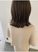 ヘーゼルベージュ/ベージュカラー/切りっぱなしミディアム