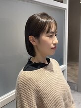 ファイブ ノーヴル カラット(5 Noble ct.) 艶感オリーブベージュボブ