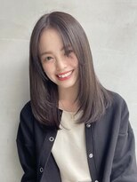 シエカ(CIECA.)&nbsp;黒髪/ボブルフ/ネビージュ/小顔/ワンレン/スペインカール