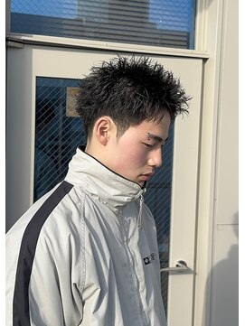 カイ(X) スパイキーショート/刈り上げ