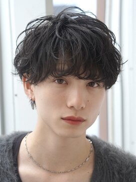 オーシャントーキョー サニー 原宿(OCEAN TOKYO Sunny) 韓国マッシュフェザーパーマニュアンスパーマセンターパート黒髪