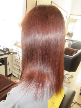 コア フィール ア デイ(COIFFURE A DAY) 【M3D見附今町】ワインレッドM3D