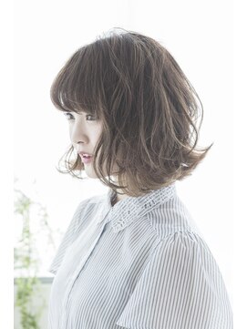 ミエル ヘア 新宿(miel hair) 〈mielhair新宿〉ミルクティー　無造作ウェーブボブ
