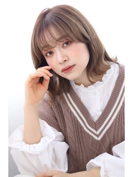 マルシェ(marche) くびれ外ハネボブ【ミルクティー　フェザーバング】