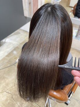 サロットルーチェ(salotto luce) salott luce式縮毛矯正