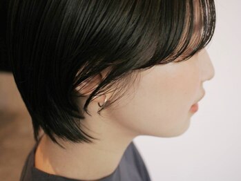 アクセント ヘアーセッション(ACCENT,HAIR SESSION)の写真/キレイに見せる「質感カット」毛流れ、骨格を見極め、1人ひとりに似合ったショートスタイルを創ってくれる