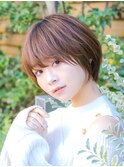 ナチュラルレイヤーショートボブ