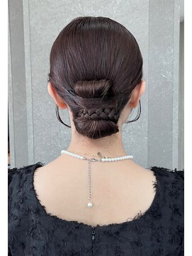 ロンド 表参道店(Lond) 一味違う!タイトシニヨン