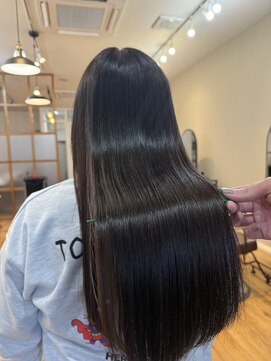 ロアナミドリノ(LOANA MIDORINO) 縮毛矯正の経過♪♪♪