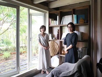 オーガニック ヘアサロン クスクス(organic hair salon kusu kusu)の写真/風を感じ自然のめぐみに包まれて過ごすスパ時間。深呼吸して 心地よさを感じて。