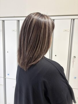 フェイス 伊勢原(FACE。) 【伊勢原】３０代以降の白髪ぼかし、髪質改善