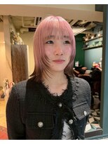 グッドフェローズ キタホリエ(GoodFellas kitahorie)&nbsp;レイヤーカットで魅せるハイトーンピンクカラーブリーチ艶感