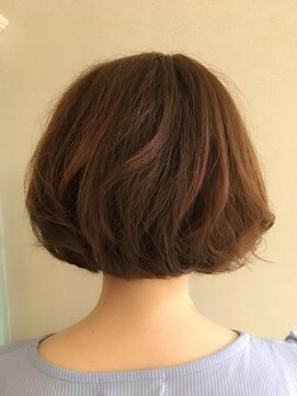 ロンド 銀座(Lond) ゆるふわボブスタイ 担当 本田奈穂美