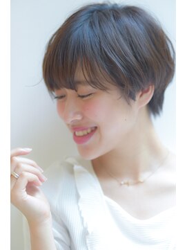 アピッシュ シェリ(apish cherie) 360度綺麗に見えるショートスタイル