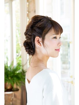 ビューティータナカ アズ熊谷店(Beauty TANAKA) アズ熊谷内♪編み込み×ねじりルーズアップ