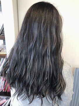 ヘアショップアルファ コントラストハイライト