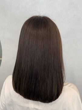 キー(KEY) 艶髪ロブ