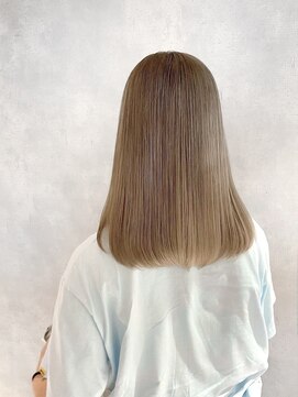 アイディール(:ideal) 20代30代40代☆ダブルカラーでミルクティーグレージュに♪