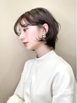 ピークアブー ワン(PEEK-A-BOO ONE) シースルーショートボブ