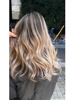 ラフ(LAFF)&nbsp;#黒髪#ボブルフ#ネビージュ#小顔#ワンレン