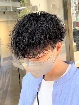 メンズフィール 東梅田店(MENS FEEL) 【標準】波巻きスパイラルパーマ 黒髪マッシュ