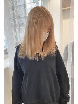 カラ ヘアーサロン(Kala Hair Salon) ミルクティーベージュ/ぱっつん前髪