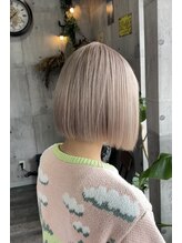 ヴェロニカ(Veronica) ホワイトベージュ