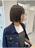 ぱつっとボブ