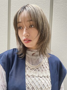 バム 名古屋栄店(BAMM) オリーブグレージュのミディアムレイヤー【Keigo】