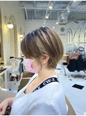 くびれショートボブ