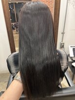 ヴィップルーム(viproom) ツヤ髪スタイルニュアンスカラーショートボブセンターパート