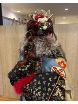 アール バイ ニーナ(R by NINA)&nbsp;【R Saya】成人式アレンジ