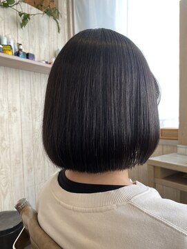 ゴエン(goen hair lounge) まるくおさまるボブ