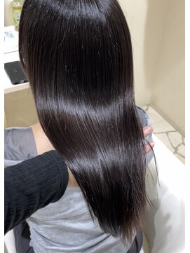 シアン 栄店(CYAN.) 染めるたびに綺麗に！髪質改善カラー