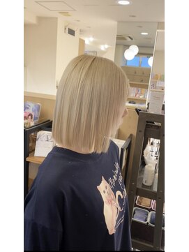 ヘアーアンドメイク ブロッサム 志木南口店(HAIR&MAKE Blossom) ブロンド/ミルクティーベージュ/志木駅/新座