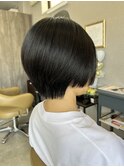 ショートボブ