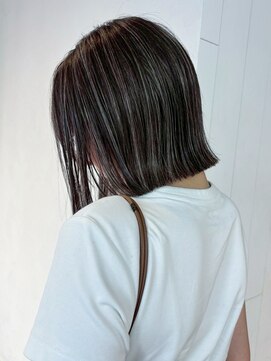 アイティーバイアルバム 八王子店(IT by ALBUM) おくれ毛前髪カットデザインカラーショートボブ_ba558162