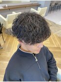 波巻きツイストスパイラルパーマツーブロック刈り上げ