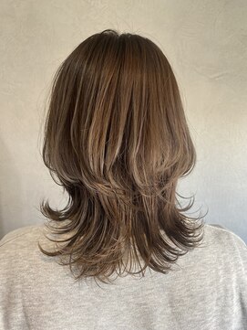 ザラメ(ZARAME) くびれレイヤー×透け感ベージュブラウン