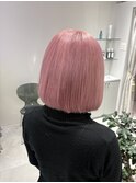 ホワイトピンクペールピンクハイトーンボブブリーチ
