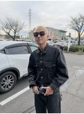 金髪坊主