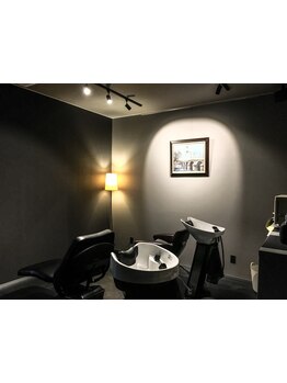 諦めないで！育毛促進のエキスパートが開発したアナジンケアでハリ・コシ復活